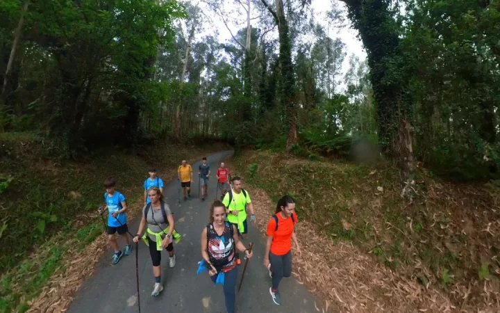 Hacer el Camino de Santiago en grupo: nuestra experiencia con la Hermandad del Cautivo